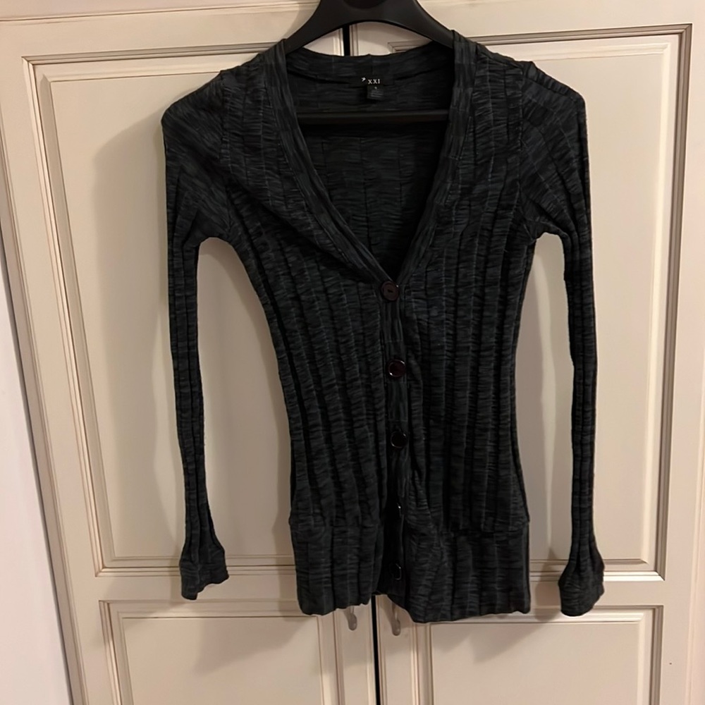 Forever 21 Long Sleeve
